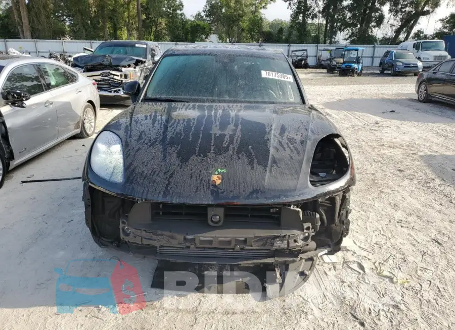 WP1AA2A58MLB12927 Photo# 5