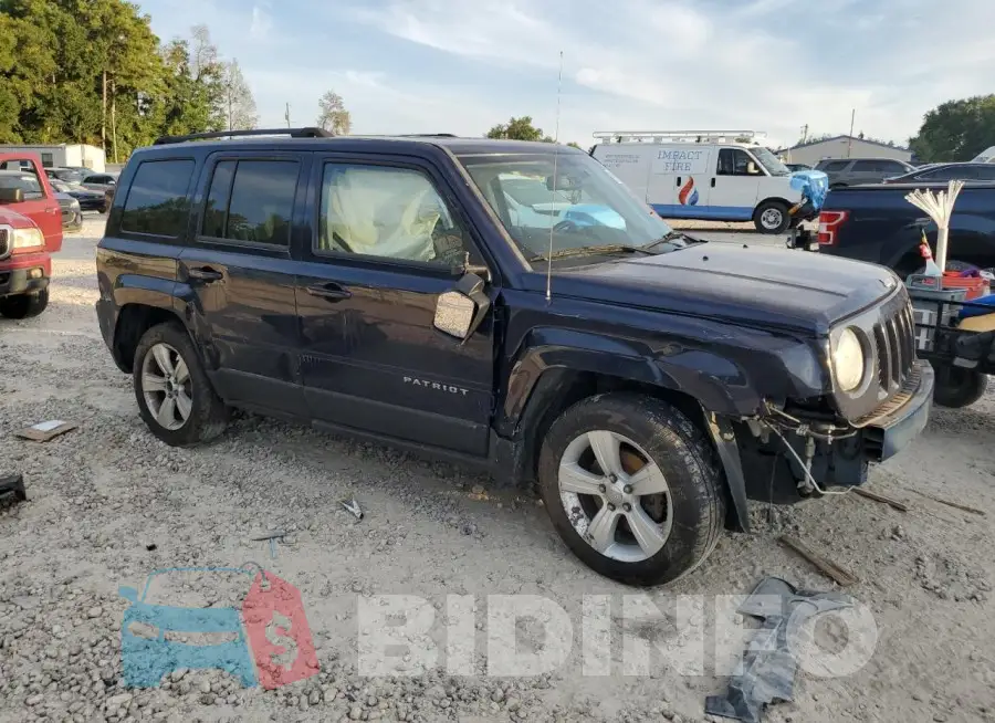 1C4NJPFB0GD711768 Photo# 4