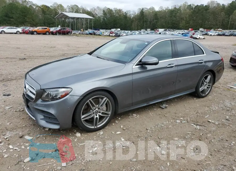 WDDZF4JB1HA260447 Photo# 1
