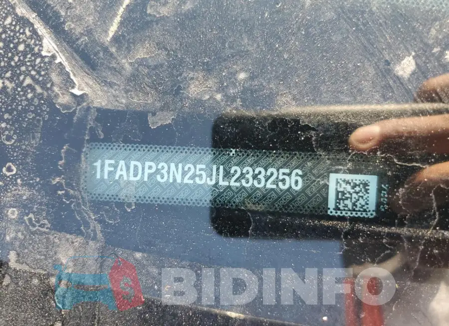 1FADP3N25JL233256 Photo# 12