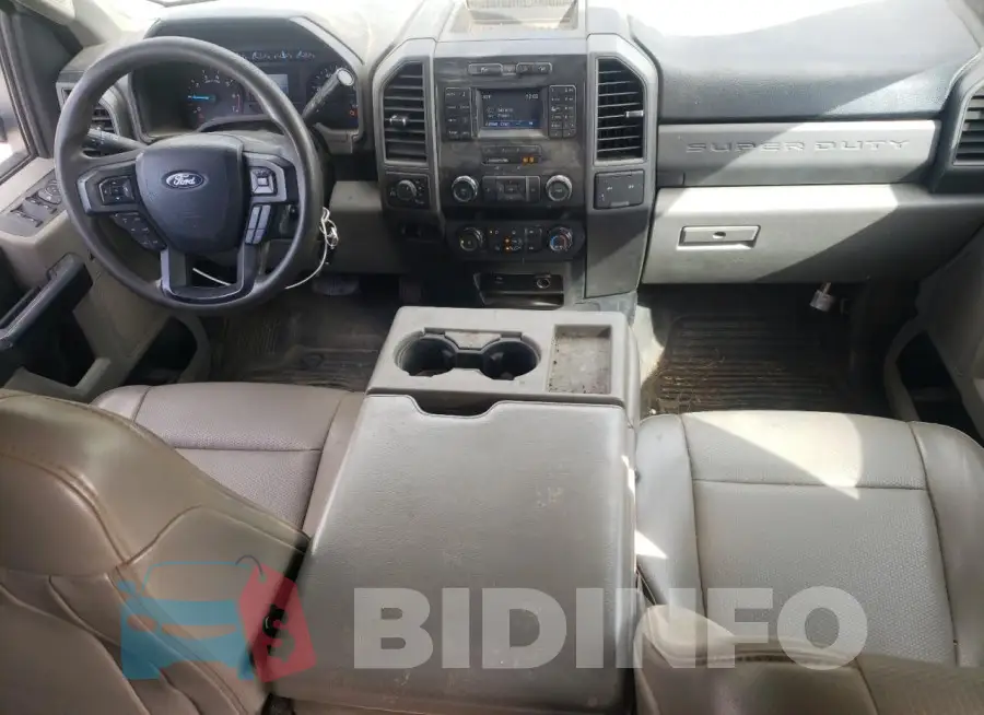 1FT7W2B64KEC54746 Photo# 8