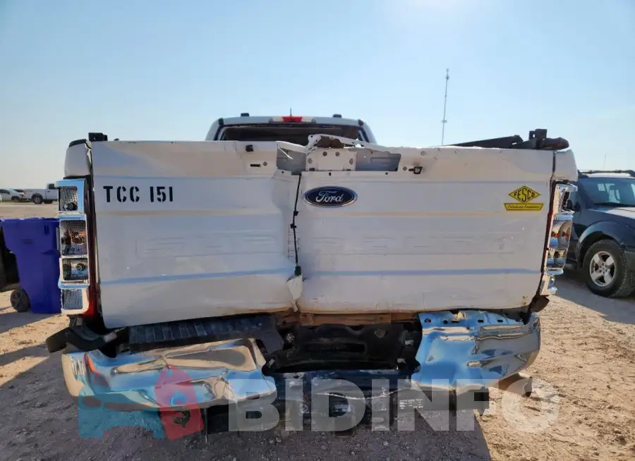 1FT7W2BN2NED72421 Photo# 6