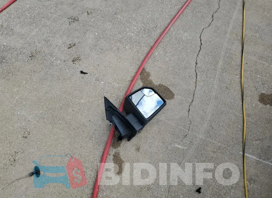 1FTMF1E80GKE78809 Photo# 12