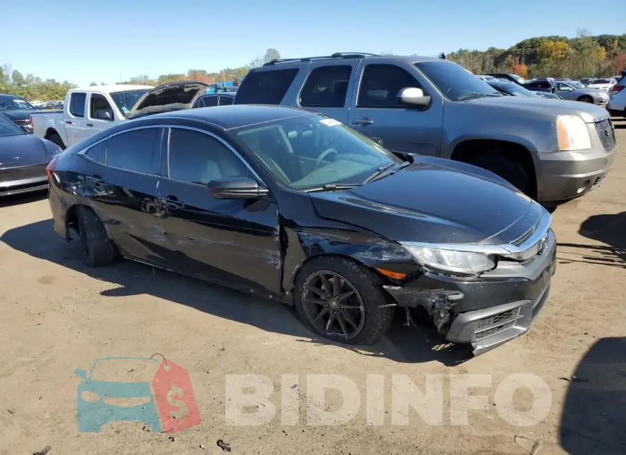 19XFC2F56HE215272 Photo# 4