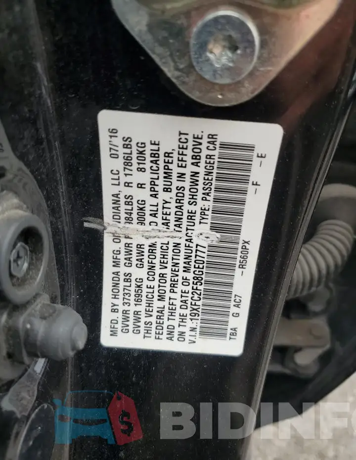 19XFC2F58GE077796 Photo# 12