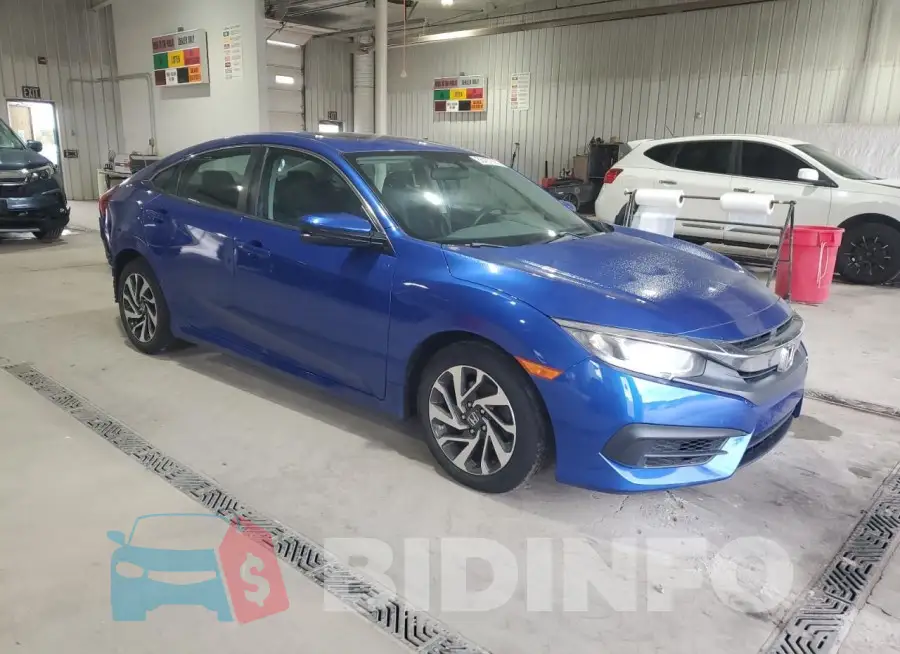 19XFC2F70HE226625 Photo# 4