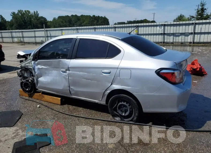 ML32FUFJ1NHF08975 Photo# 2