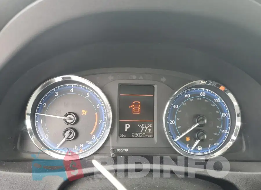 2T1BURHE0JC026767 Photo# 9