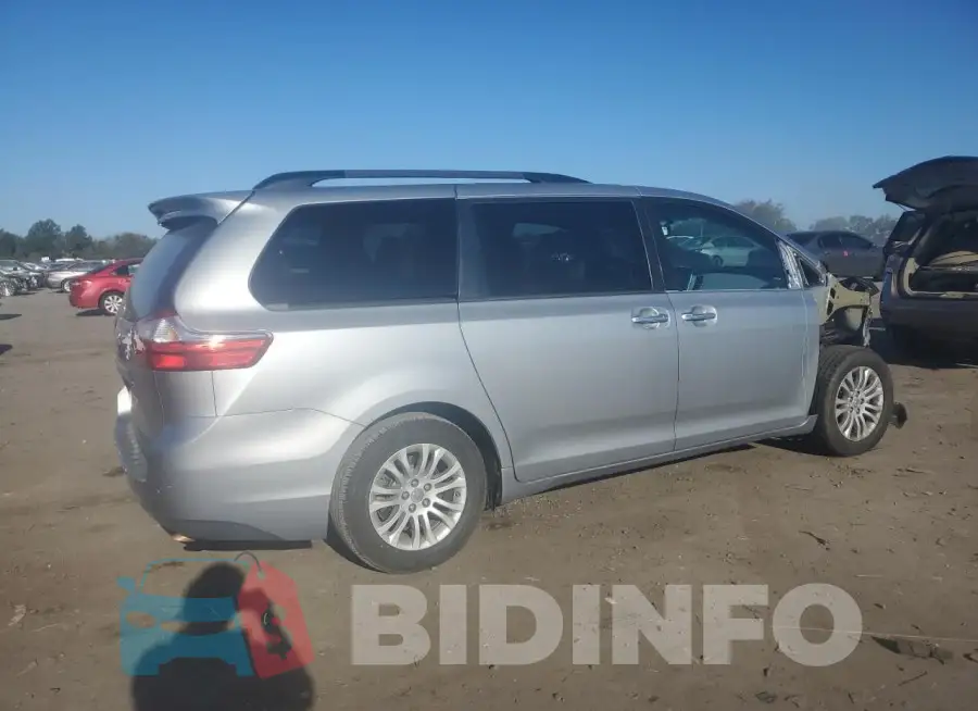 5TDYK3DCXGS748698 Photo# 3