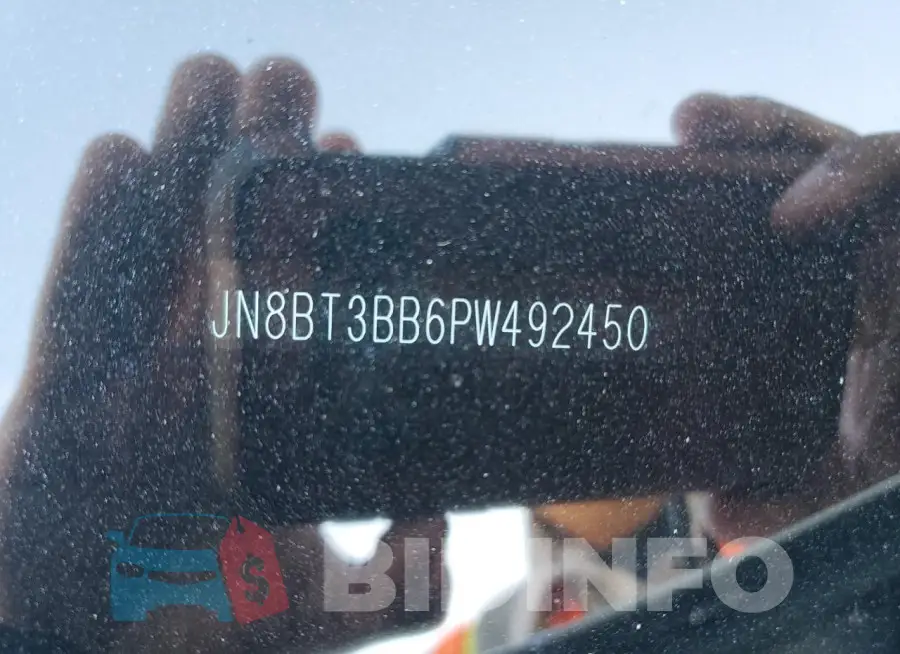 JN8BT3BB6PW492450 Photo# 14