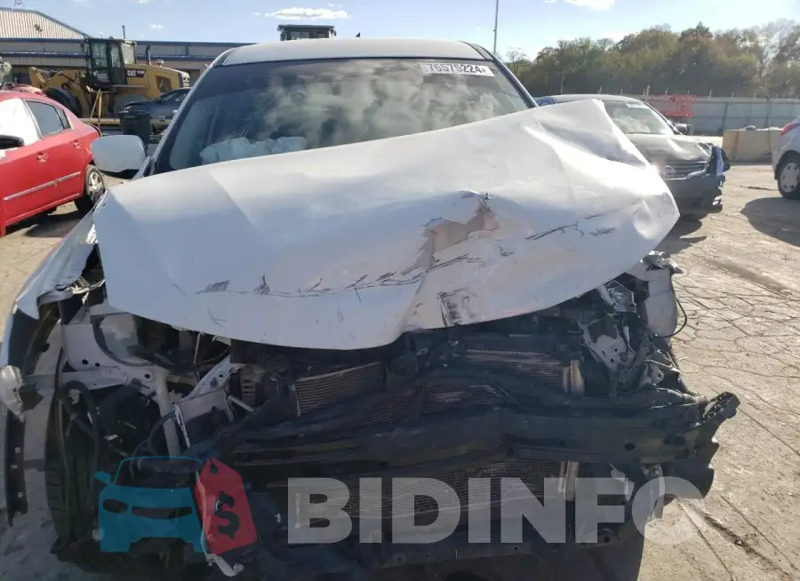 KNMAT2MT1HP527236 Photo# 5