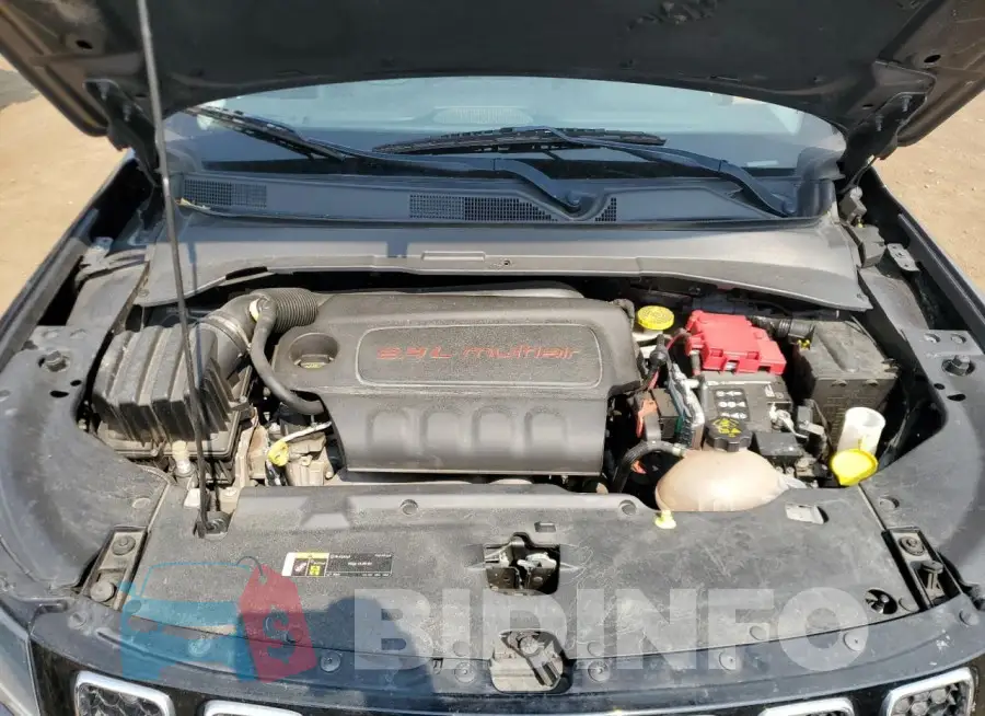 3C4NJDCB3LT178421 Photo# 12