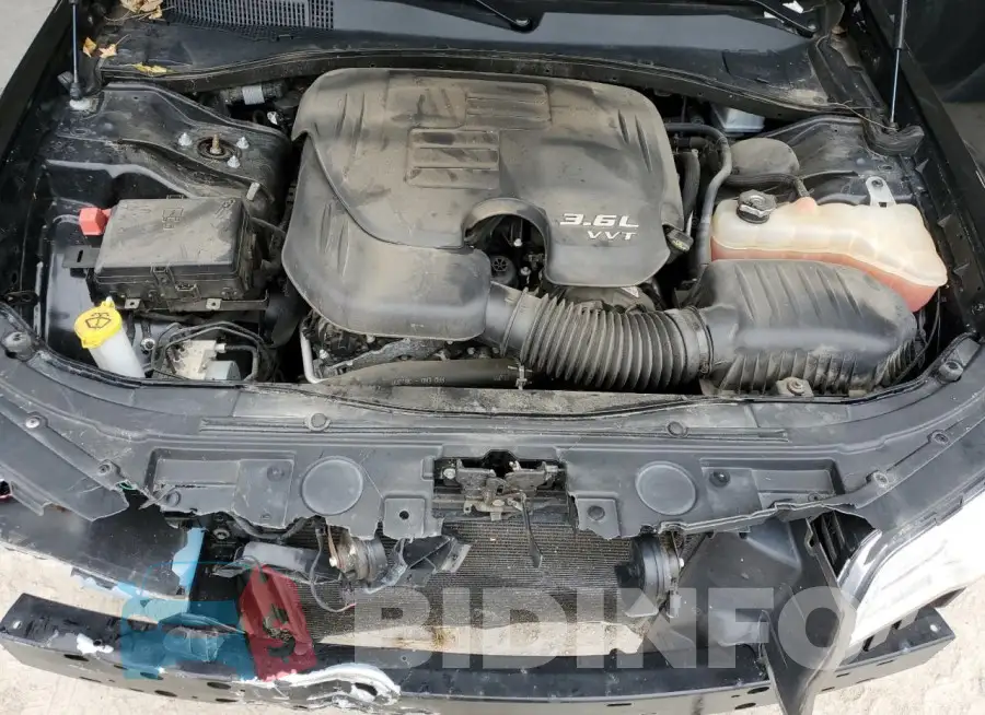 2C3CCARG8HH538886 Photo# 11