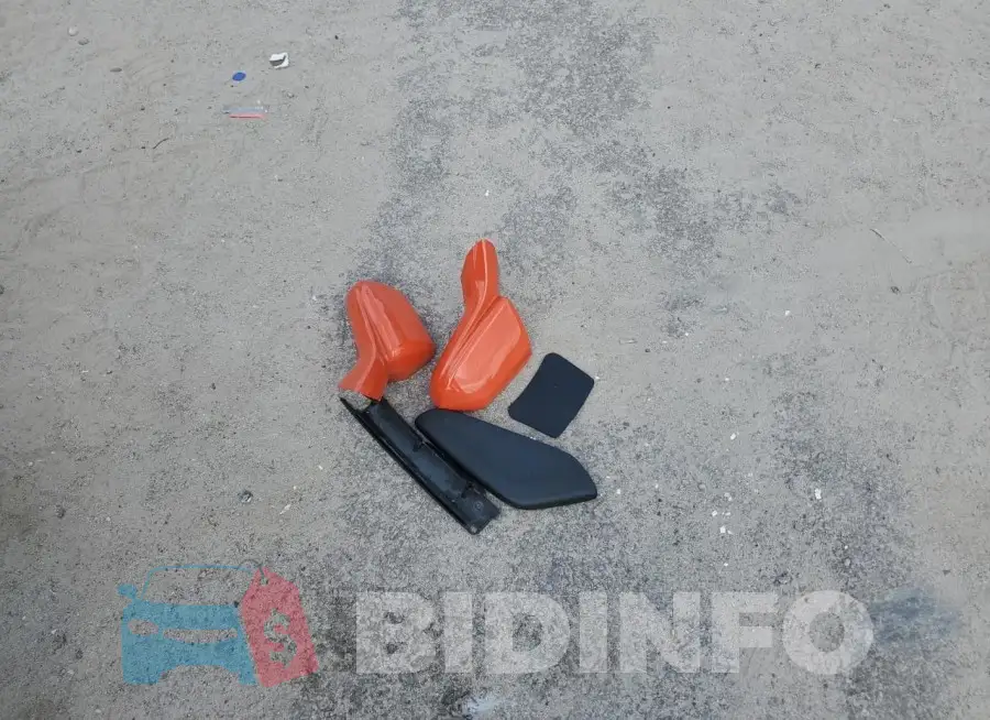 1G1FB1RS1K0106192 Photo# 12