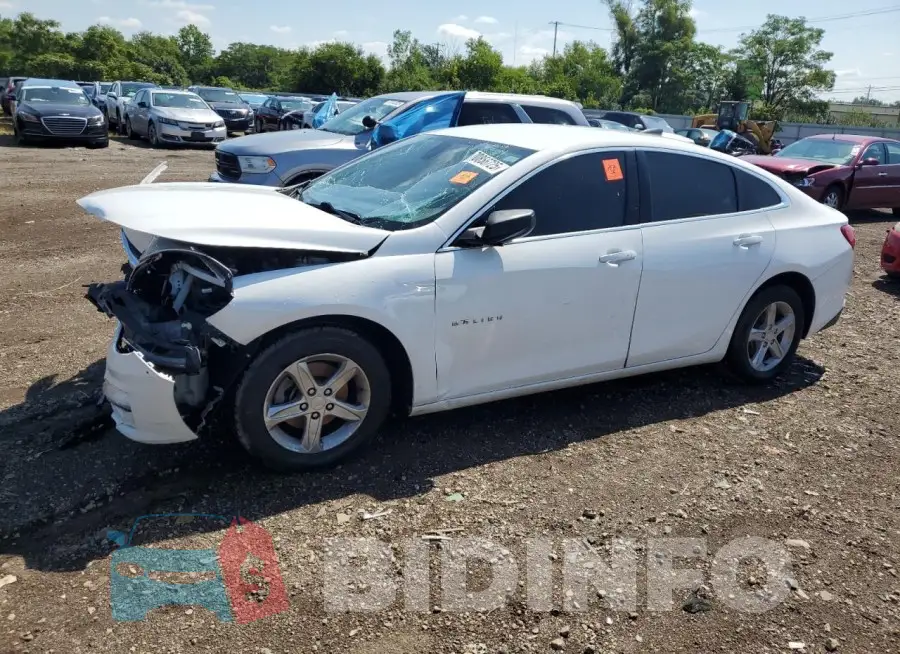 1G1ZB5ST4KF147582 Photo# 1