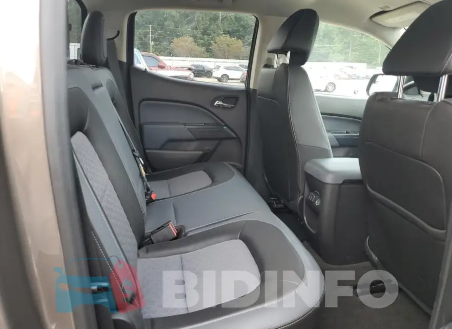 1GCGTDE36G1181898 Photo# 10