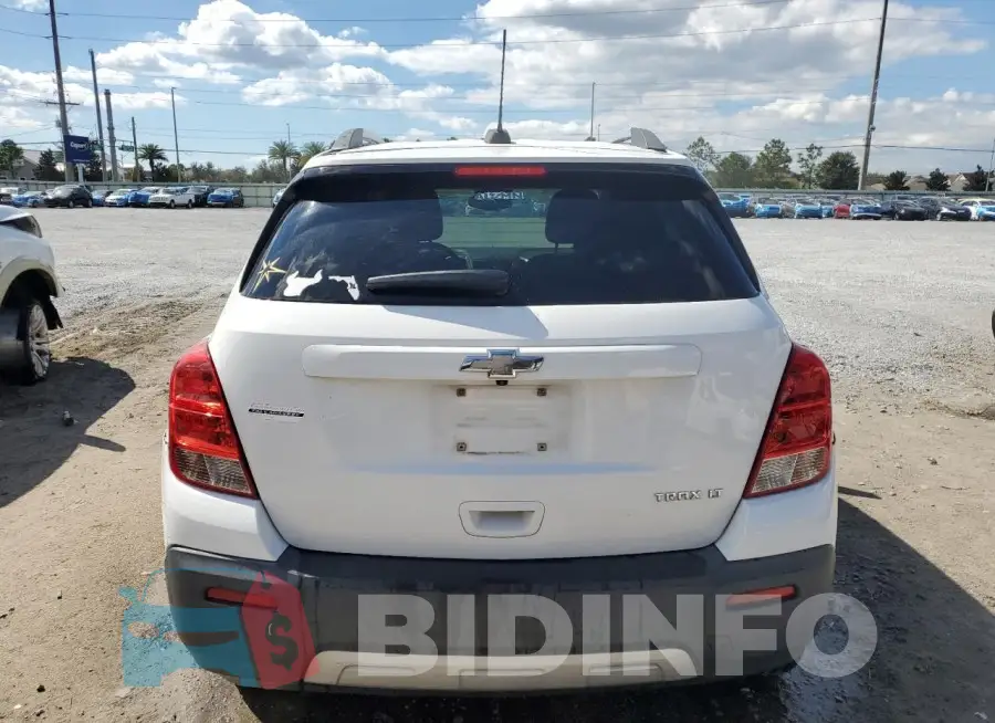 3GNCJLSB8GL272732 Photo# 6