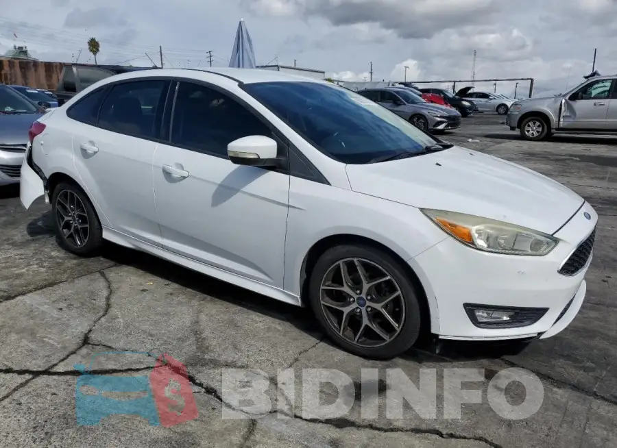 1FADP3F21GL227302 Photo# 4