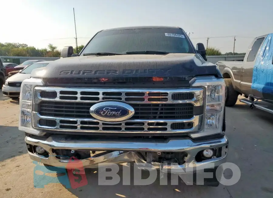 1FT7W2BA3RED70597 Photo# 5