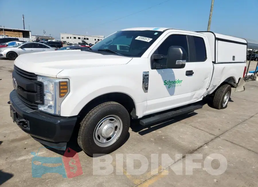1FT7X2A60KEE91426 Photo# 1