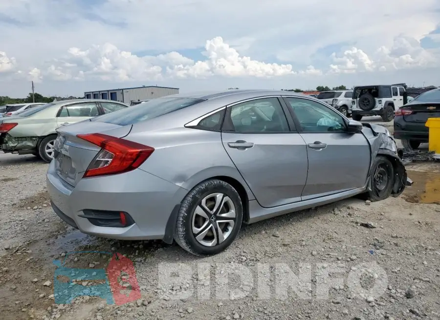 19XFC2F52HE028448 Photo# 3