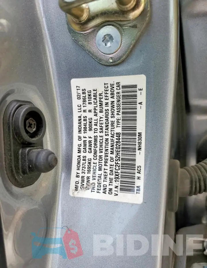 19XFC2F52HE028448 Photo# 12