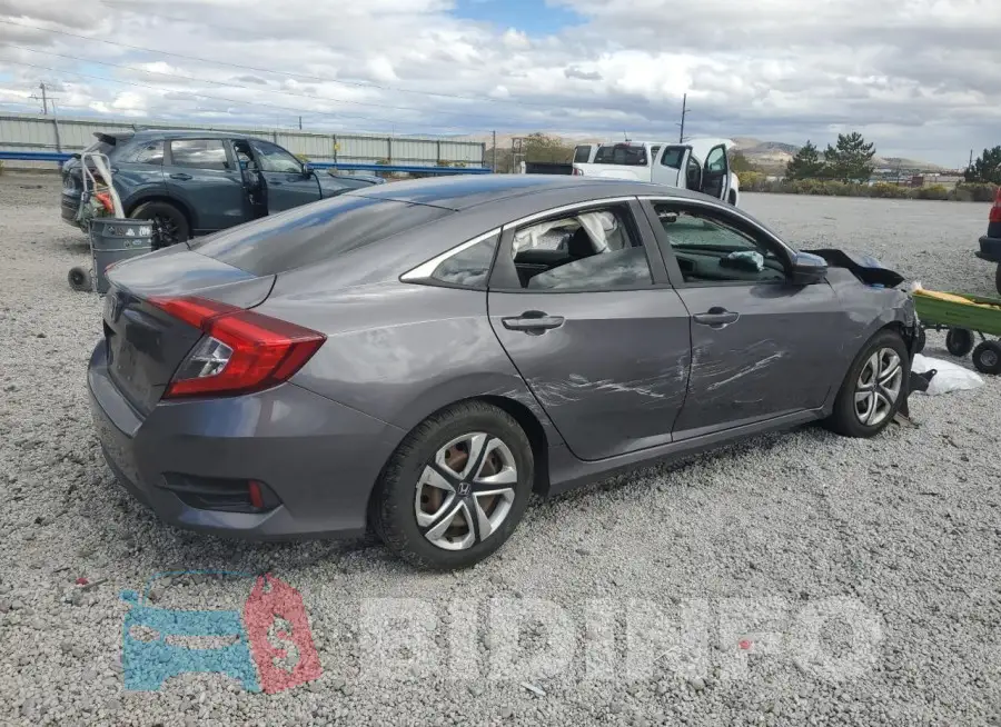 19XFC2F53HE028152 Photo# 3