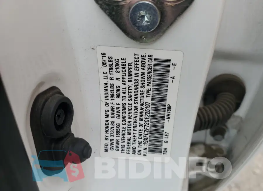 19XFC2F72GE225197 Photo# 13