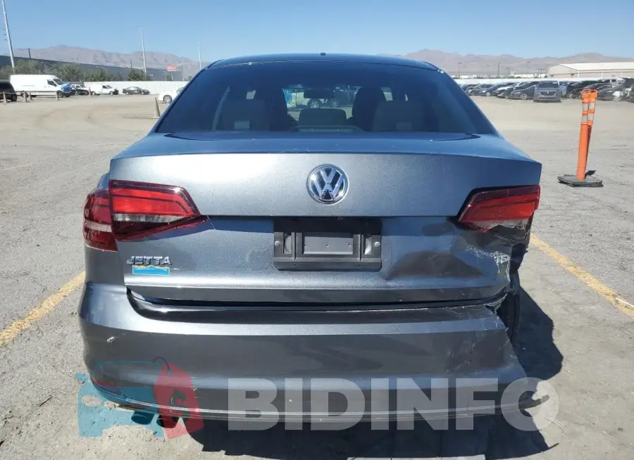 3VW2B7AJ4JM232695 Photo# 6