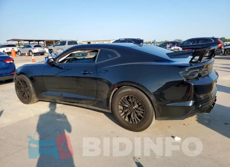 1G1FB1RS2M0114840 Photo# 2