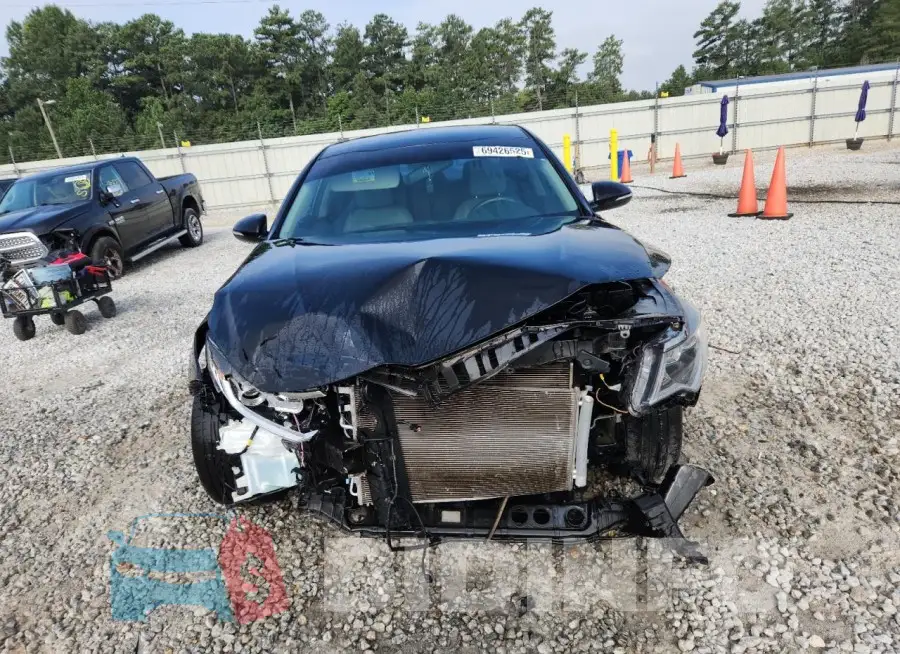 5XXGT4L39JG261324 Photo# 5