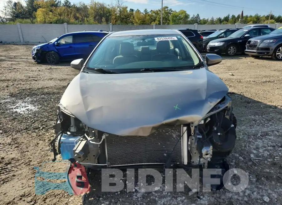 2T1BURHE7GC586729 Photo# 5