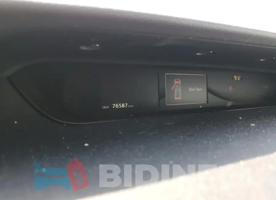 JTDBVRBD5JA005477 Photo# 9