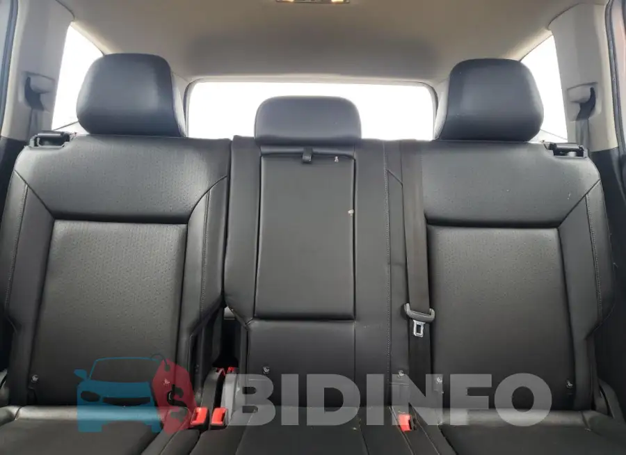 1V2UR2CA2KC529537 Photo# 10
