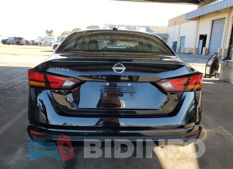 1N4BL4DV9SN371134 Photo# 6