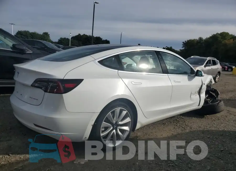 5YJ3E1EB7JF122016 Photo# 3
