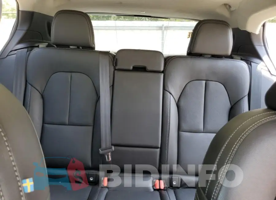 YV4162UK4M2404775 Photo# 10