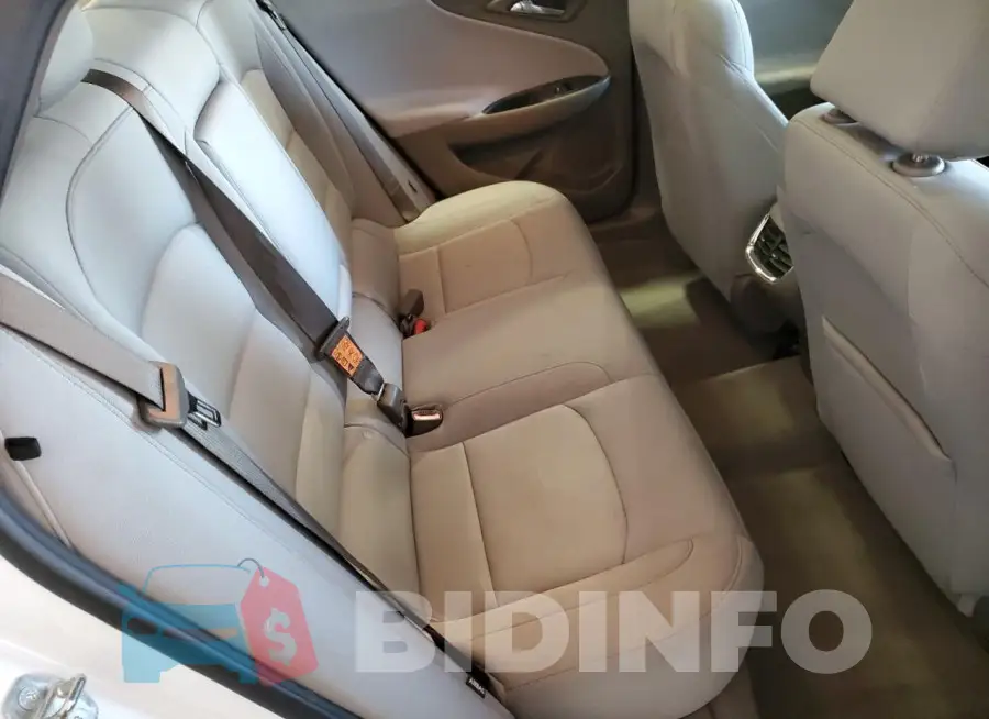 1G1ZD5ST6PF190418 Photo# 10