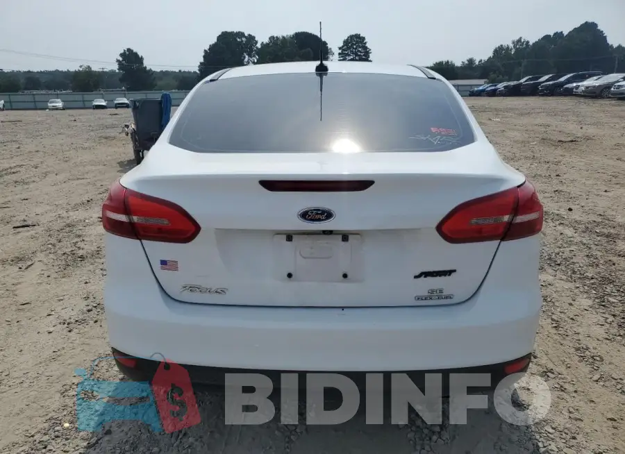1FADP3F22GL399726 Photo# 6