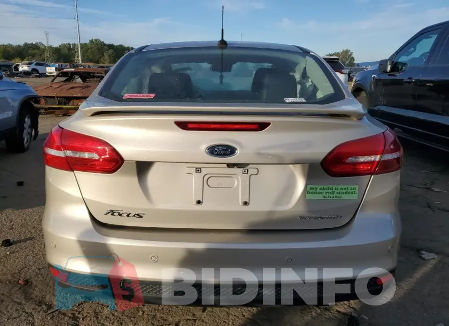 1FADP3J24HL260352 Photo# 6