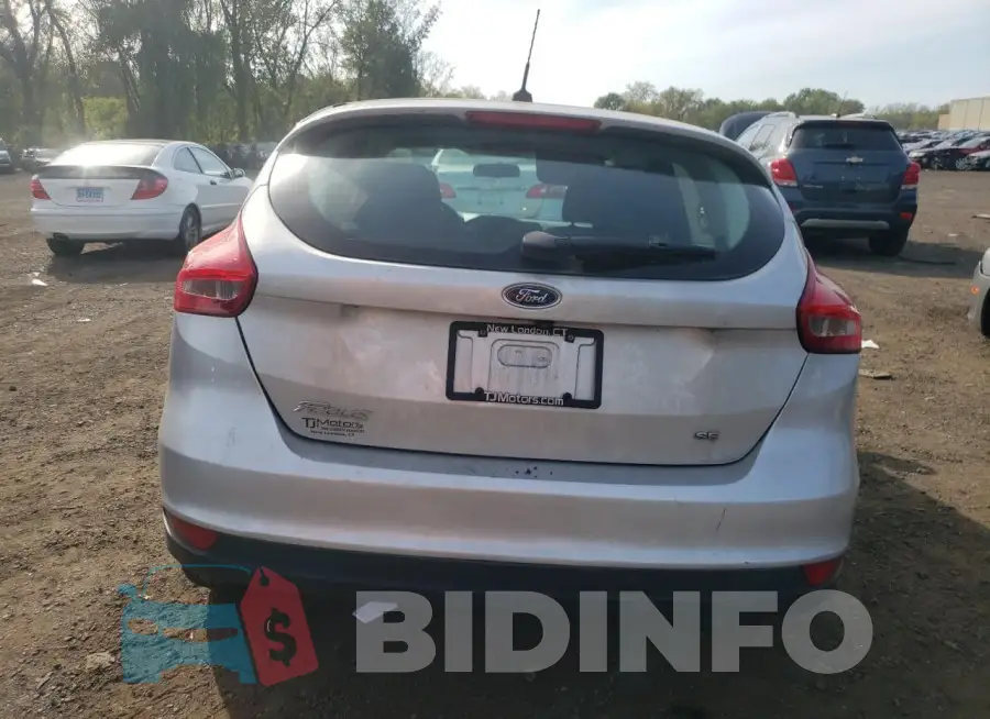 1FADP3K20JL252317 Photo# 6