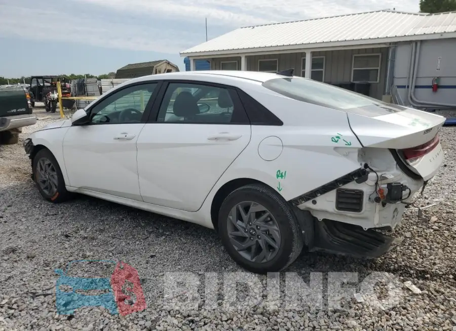 KMHLM4DG9RU815363 Photo# 2