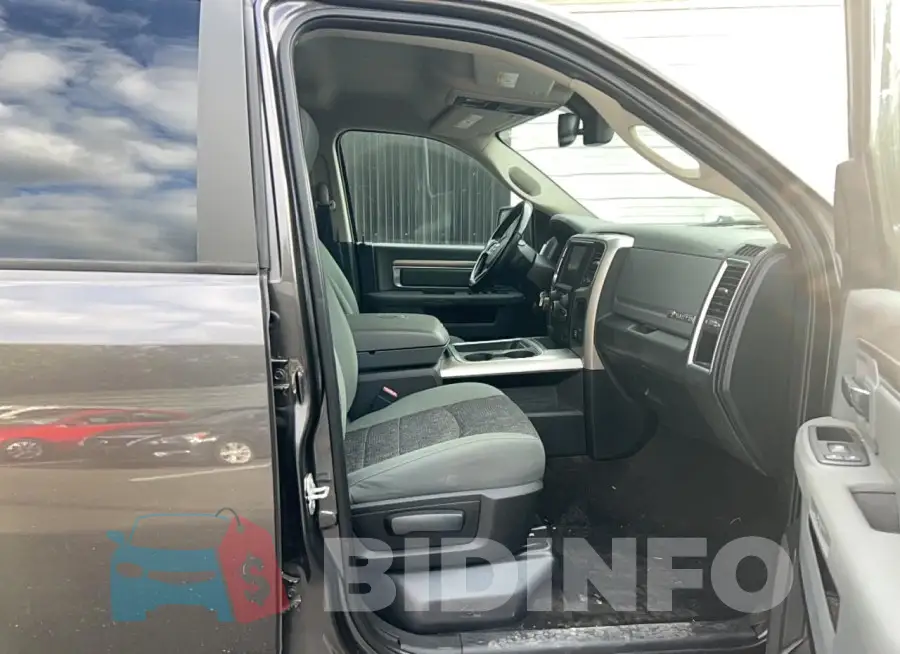 3C6RR7LT9GG142758 Photo# 5