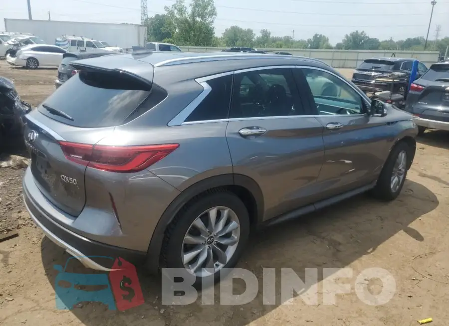 3PCAJ5M32LF102800 Photo# 3