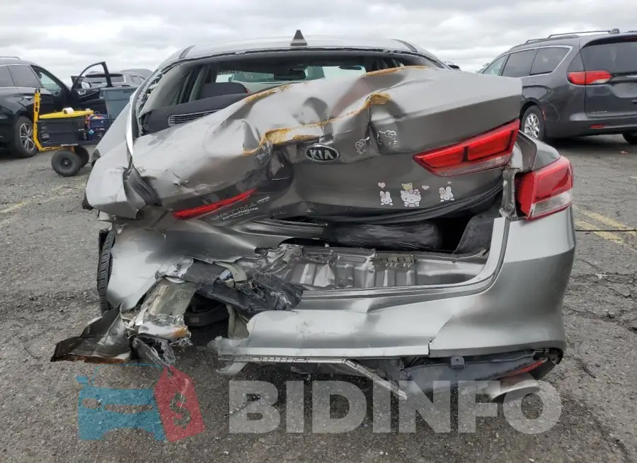 5XXGT4L35GG026668 Photo# 6
