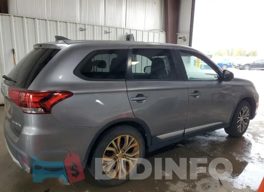 JA4AD2A38JZ011185 Photo# 3