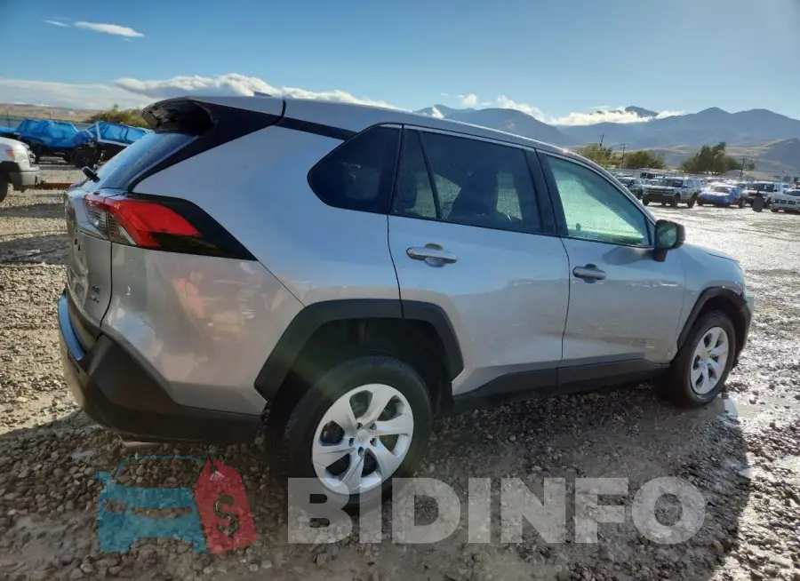 2T3F1RFV6SW505862 Photo# 3