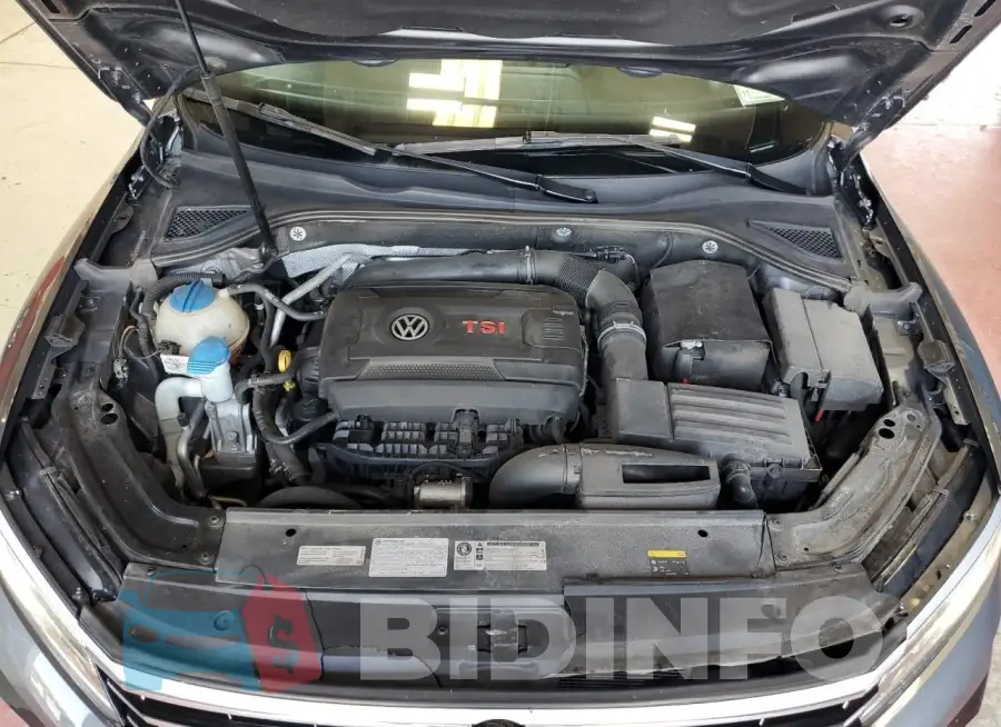 1VWDT7A30HC045831 Photo# 11