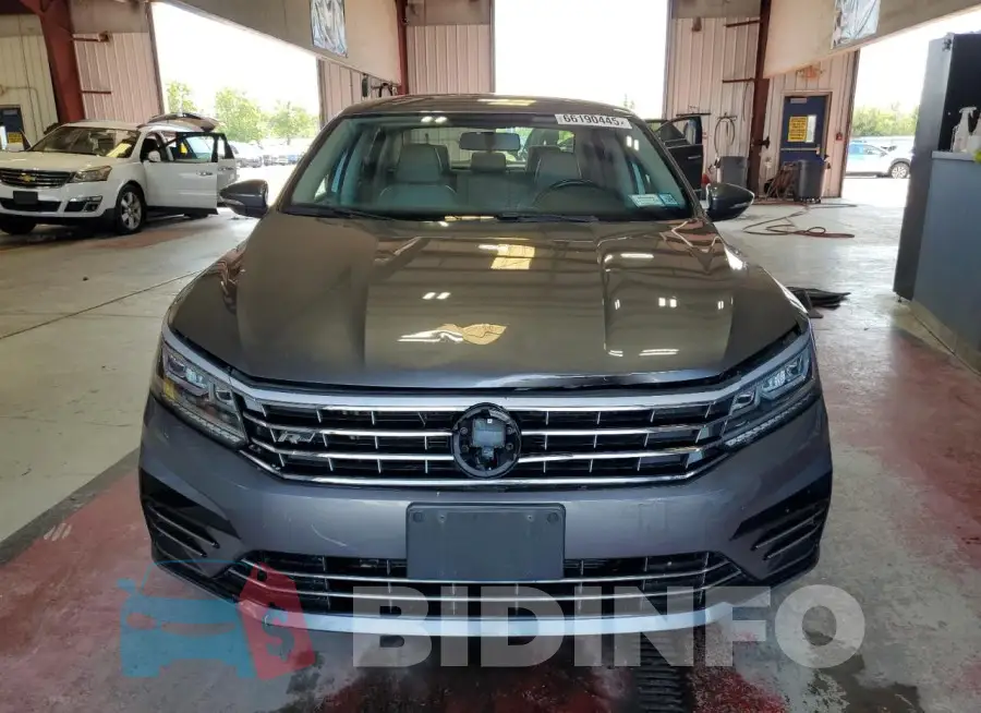 1VWDT7A30HC045831 Photo# 5