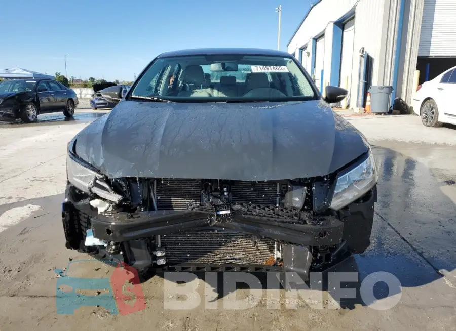 1VWDT7A39HC063017 Photo# 5